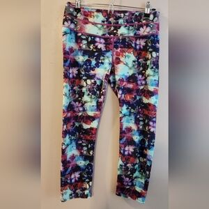 Athleta Floral Capri